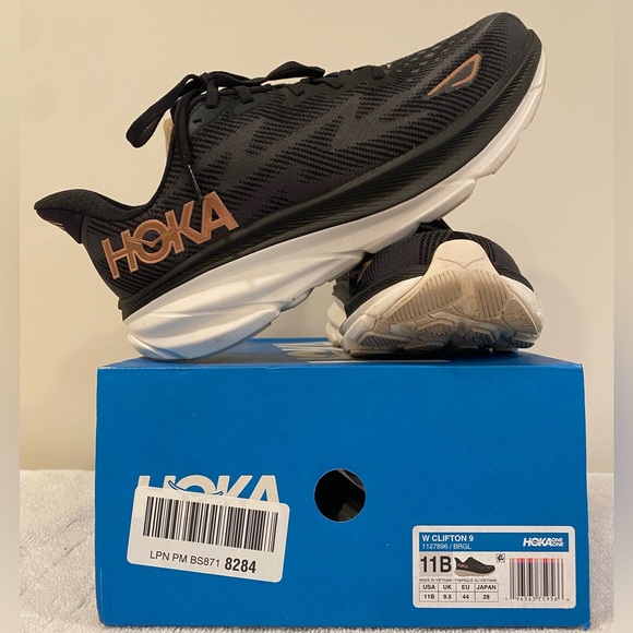 HOKA Clifton 9 - Picture 2 of 5